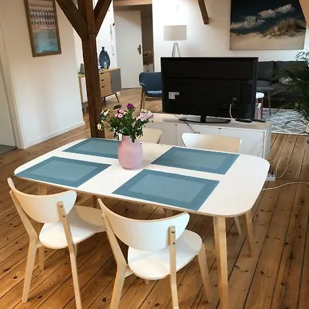 Ferienapartment Warnemuende 1 Daire *
